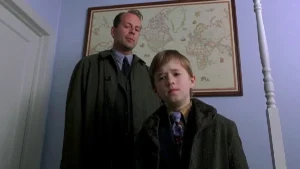 فیلم حس ششم (The Sixth Sense)